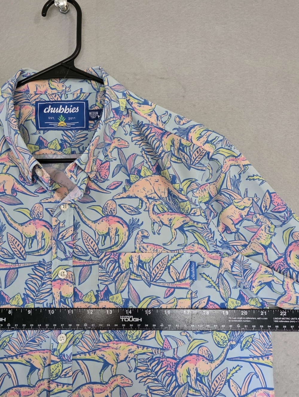 Chubbies Mens Tropical Dinosaur Short Sleeve Button Down Shirt Size Medium - Picture 3 of 10